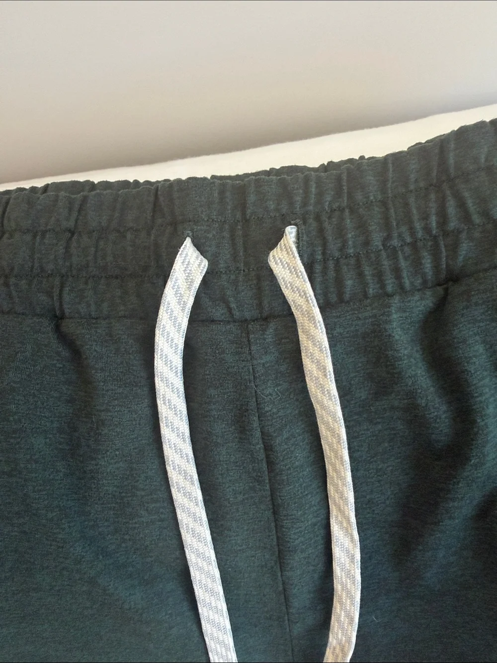 Vuori Halo Wide-Leg Knit Drawstring Pants - Dark Green Heather - Picture 3 of 5